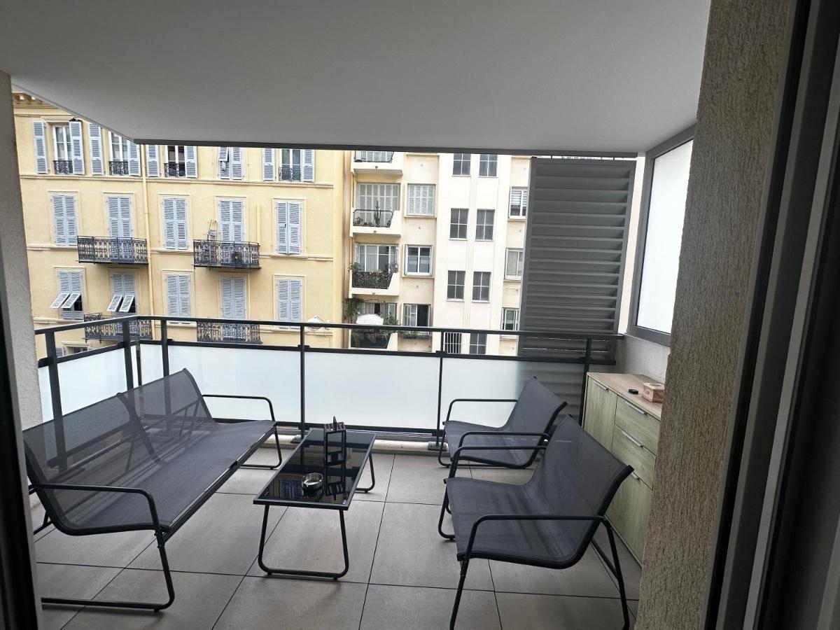 Superbe Appartement Terrasse 2P A 5 Min A Pied Du Vieux Nice, Du Port Et Du Tram Exterior foto